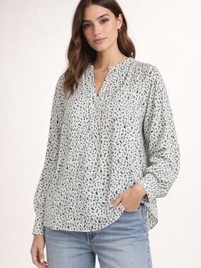 NWT Jules & Leopold Black & White Ditsy Floral Split Neck Blouse, Sz XL